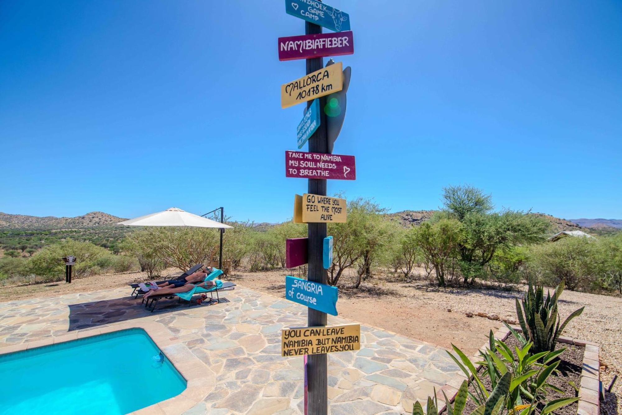 Windhoek Game Camp Lafrenz Township Bagian luar foto